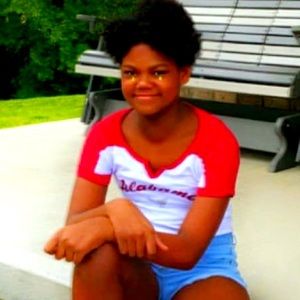 Meet your Posher, Hayley